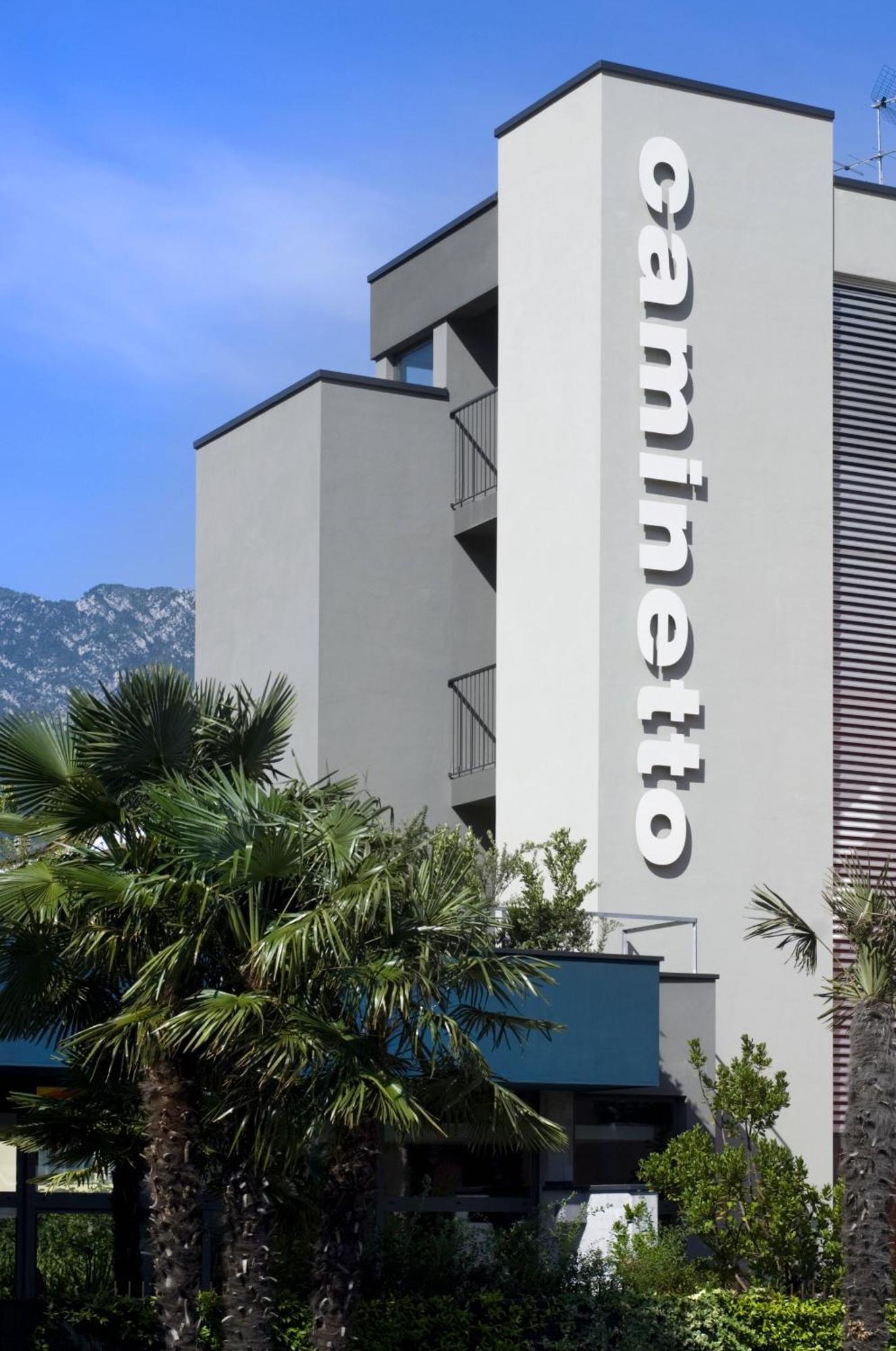 Albergo Al Caminetto Torbole Sul Garda Exteriör bild