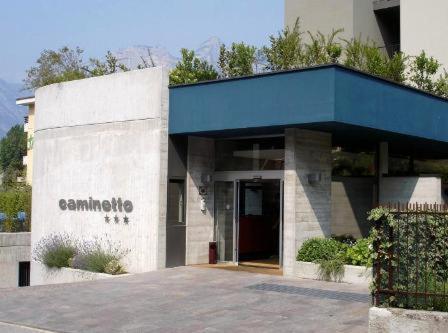 Albergo Al Caminetto Torbole Sul Garda Exteriör bild