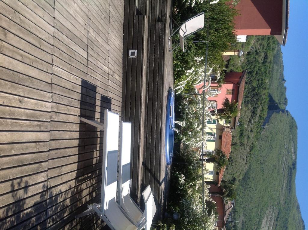 Albergo Al Caminetto Torbole Sul Garda Exteriör bild